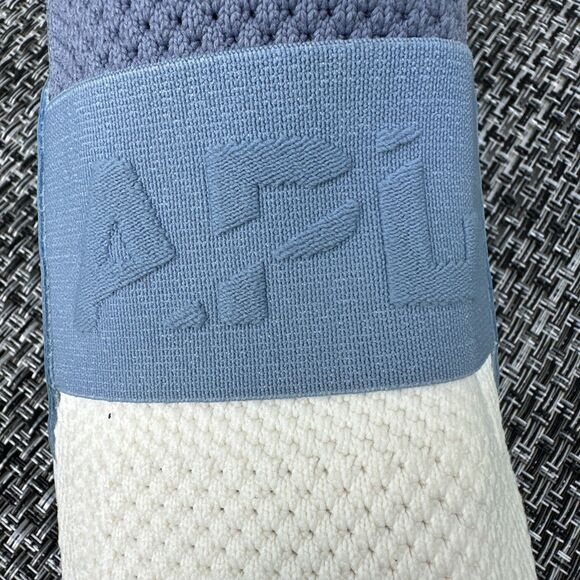 APL TechLoom Bliss Womens Sz: 8.5 Light Blue, periwinkle blue and cream/wh - Picture 9 of 16